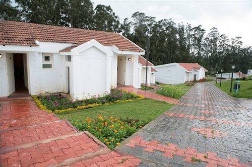 Deccan Plaza Hotel - Ooty Eksteriør billede